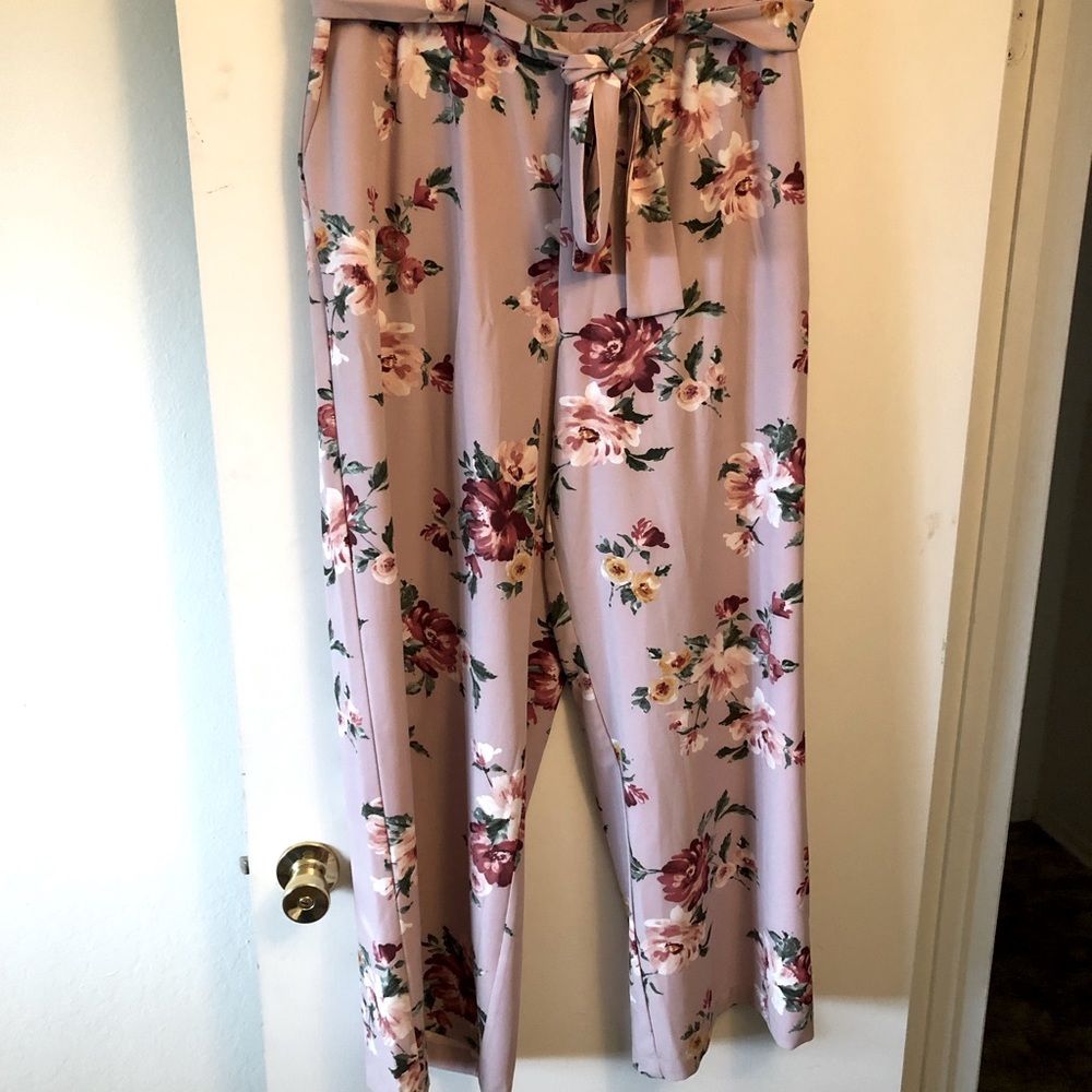 Blush floral wide leg pants *Torrid*